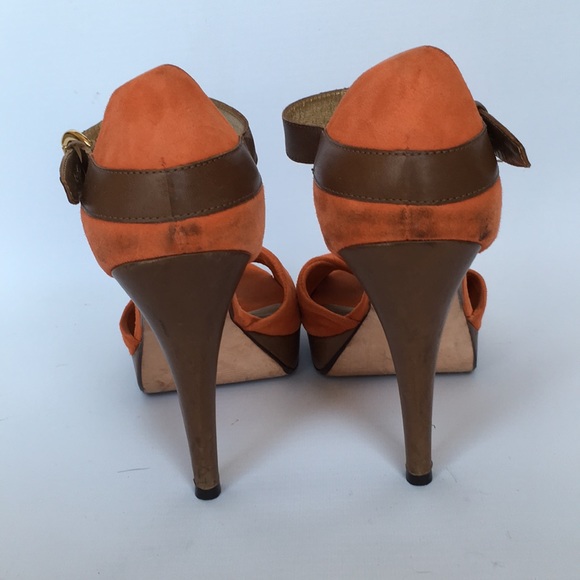 Michael Kors Suede Heels in 8 1/2 - Picture 4 of 5